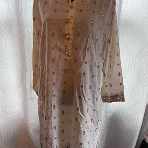 Elegant Cream and Gold Embroidered Tunic